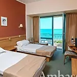 Ambassador - Free Parking 3*