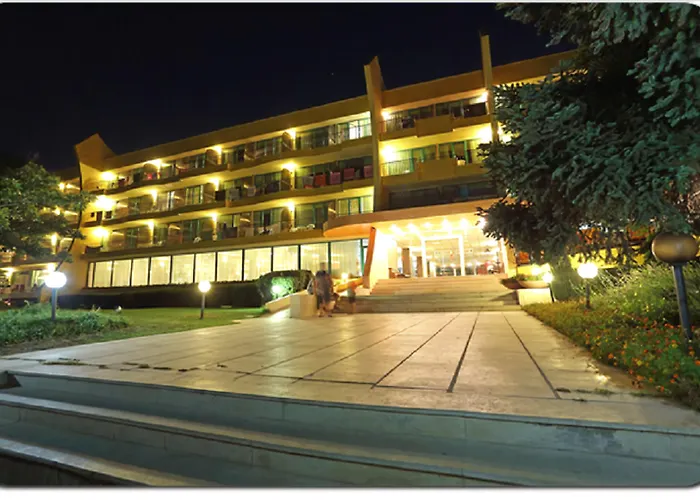 Hotel Ambassador - Free Parking Hotel