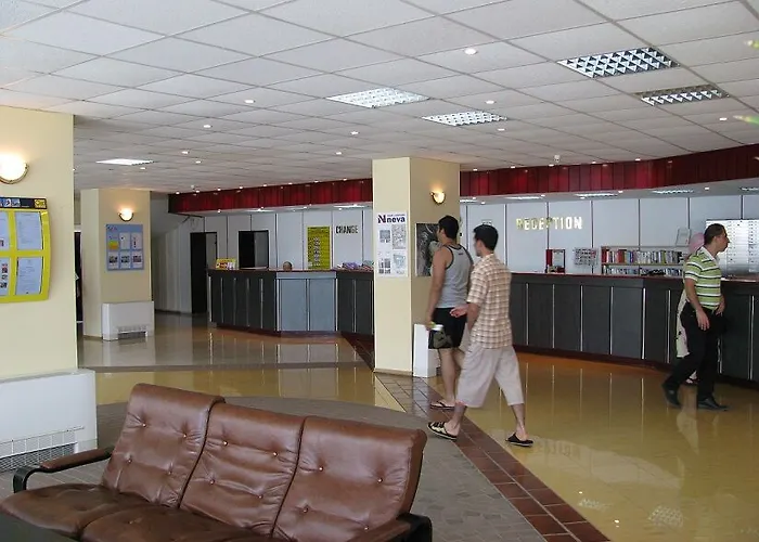 Hotel Ambassador - Free Parking