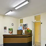 Hotel Ambassador - Free Parking