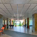 Ambassador - Free Parking Hotel 3*