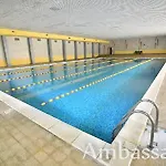 Ambassador - Free Parking Hotel 3*