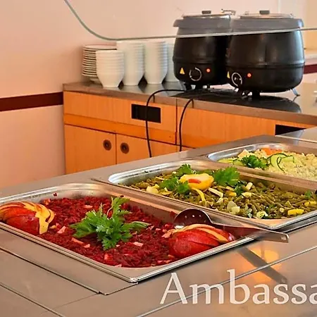 Hotell Ambassador - Free Parking 3*