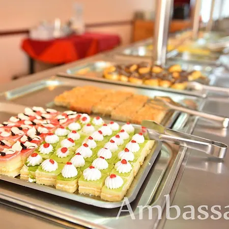 Hotell Ambassador - Free Parking 3*
